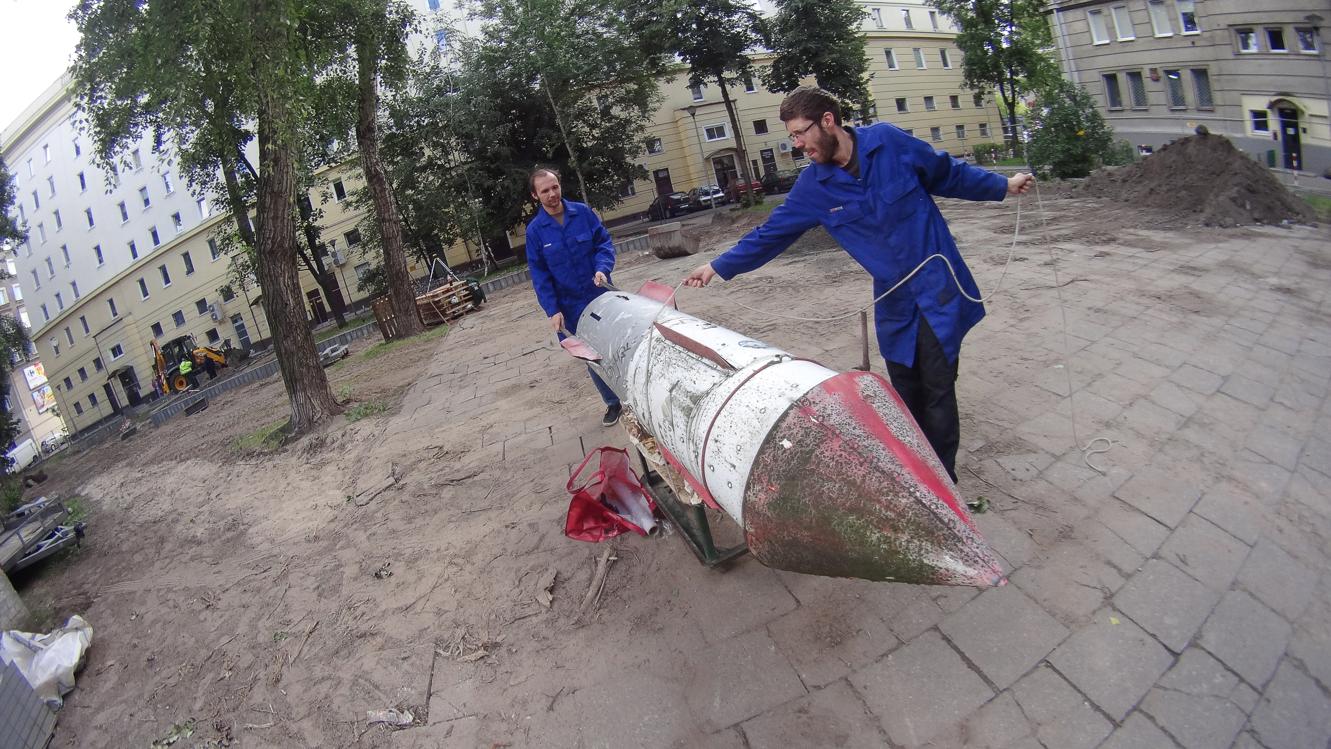 Odlot rakiety z ulicy Ogrodowej